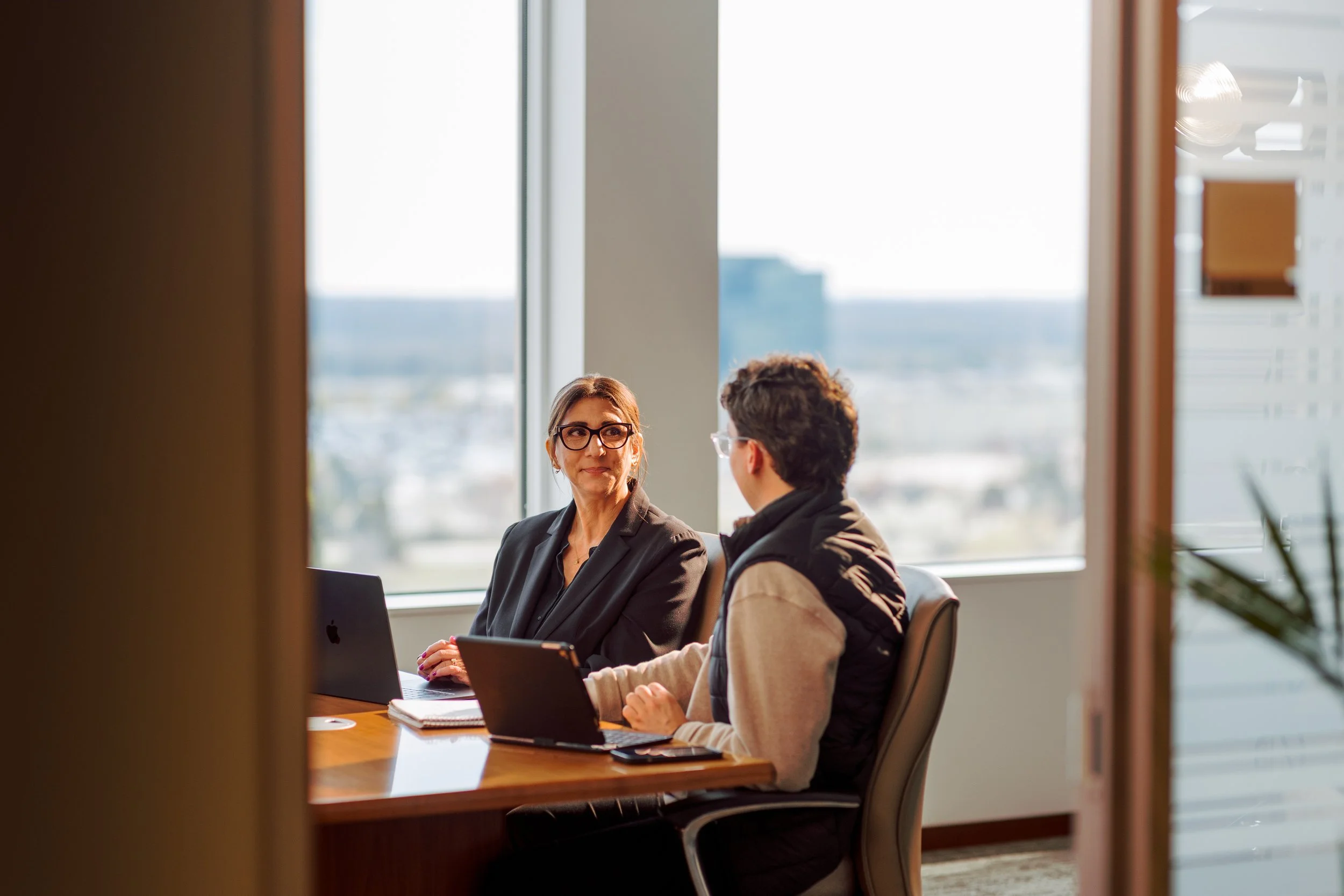4 Ways a Coworking Office Fixes Traditional Office Woes