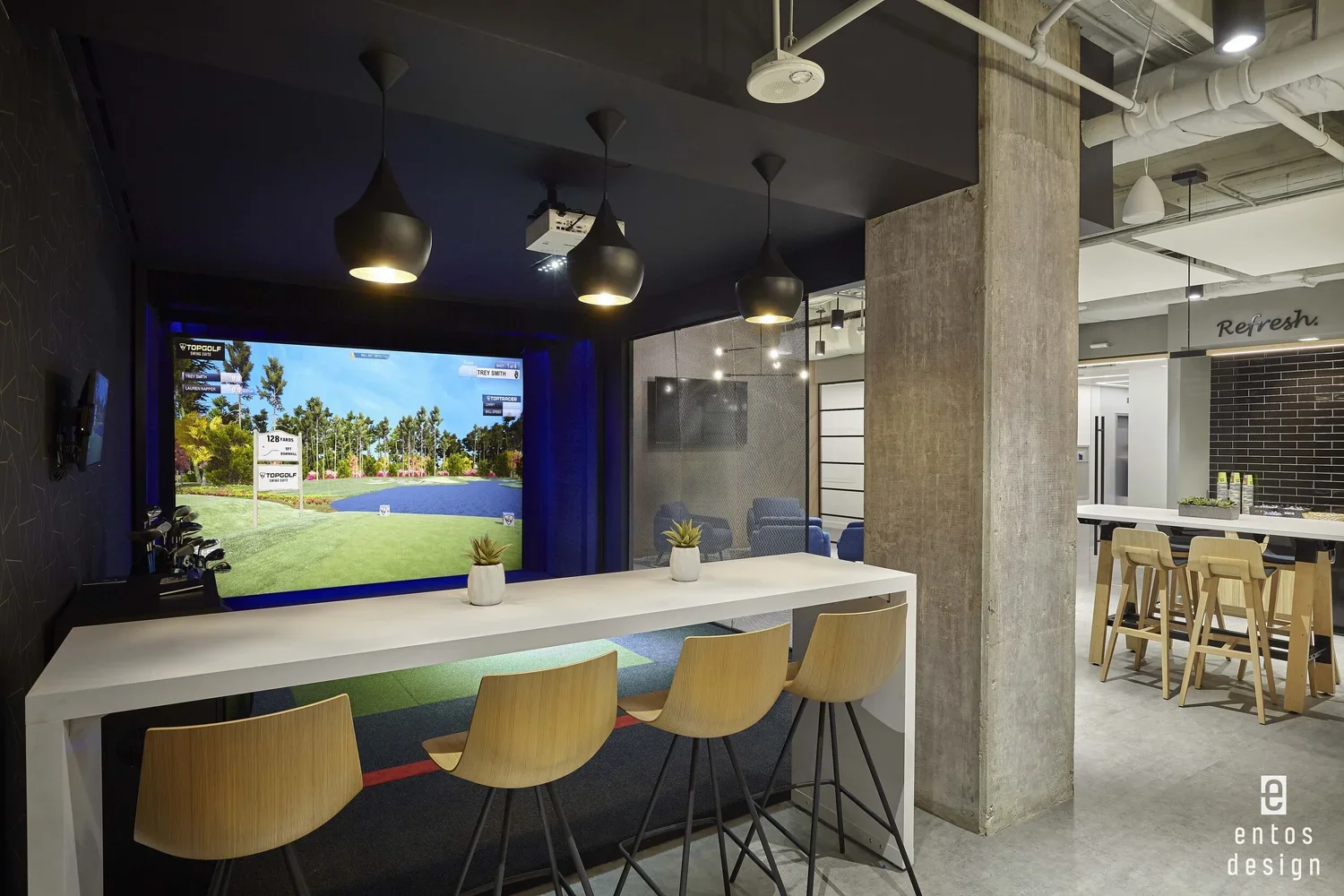 Uptown amenities golf simulator.webp