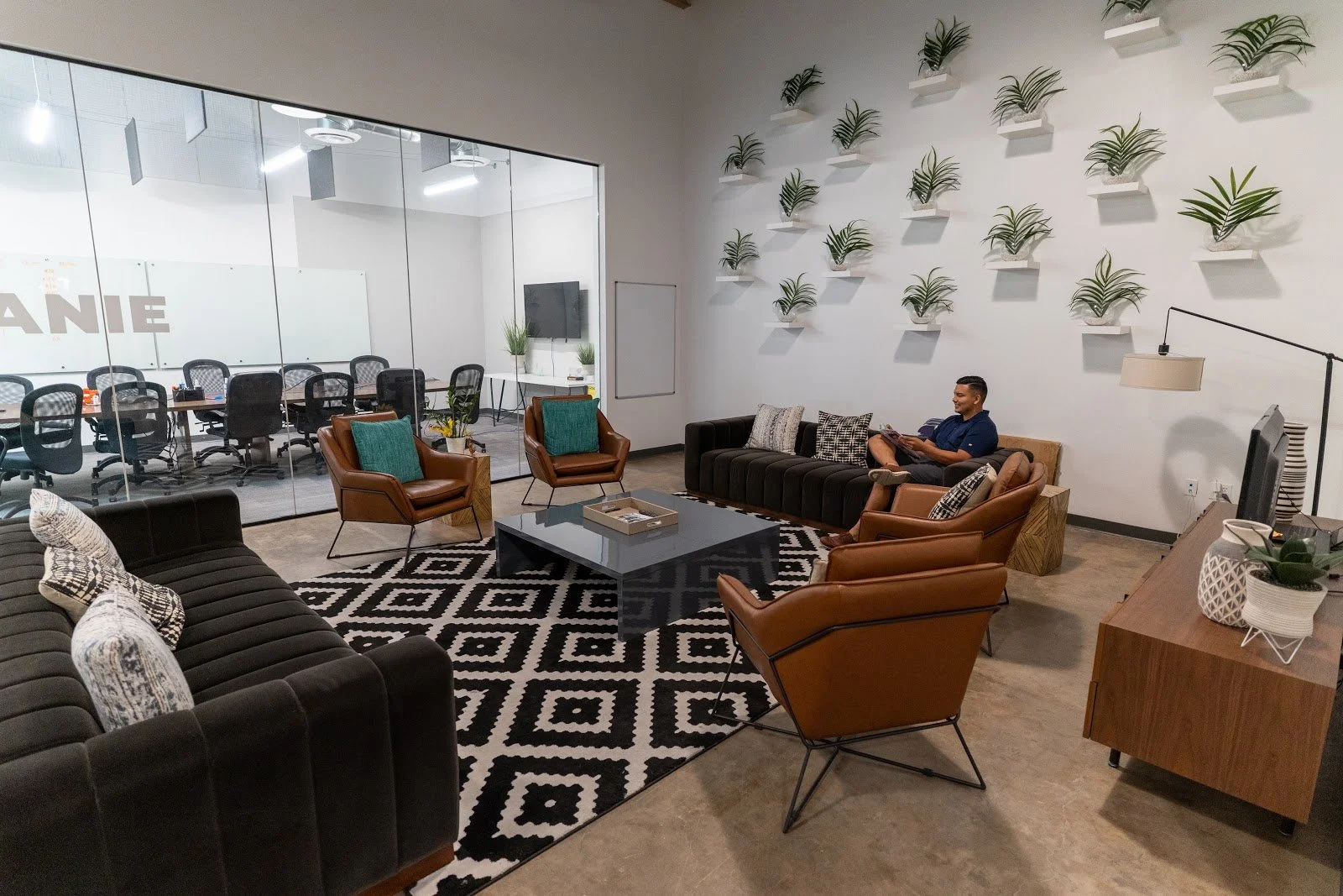 Copy of PHX Partner Suite - Lounge Area 2 01.jpeg