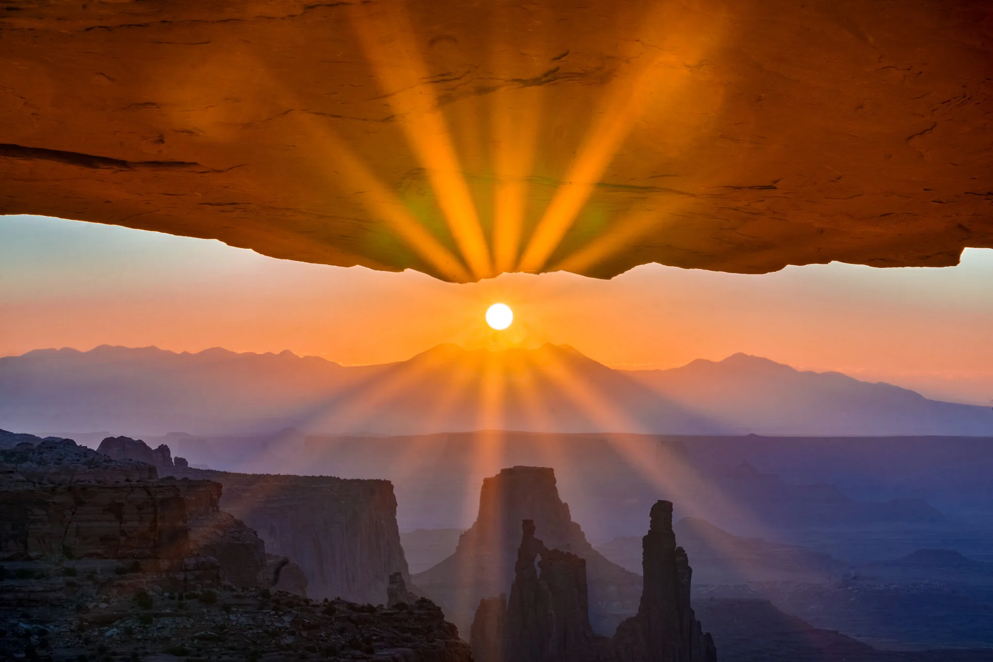 Mesa-Arch-Sunrise-WEB-2x3.jpg