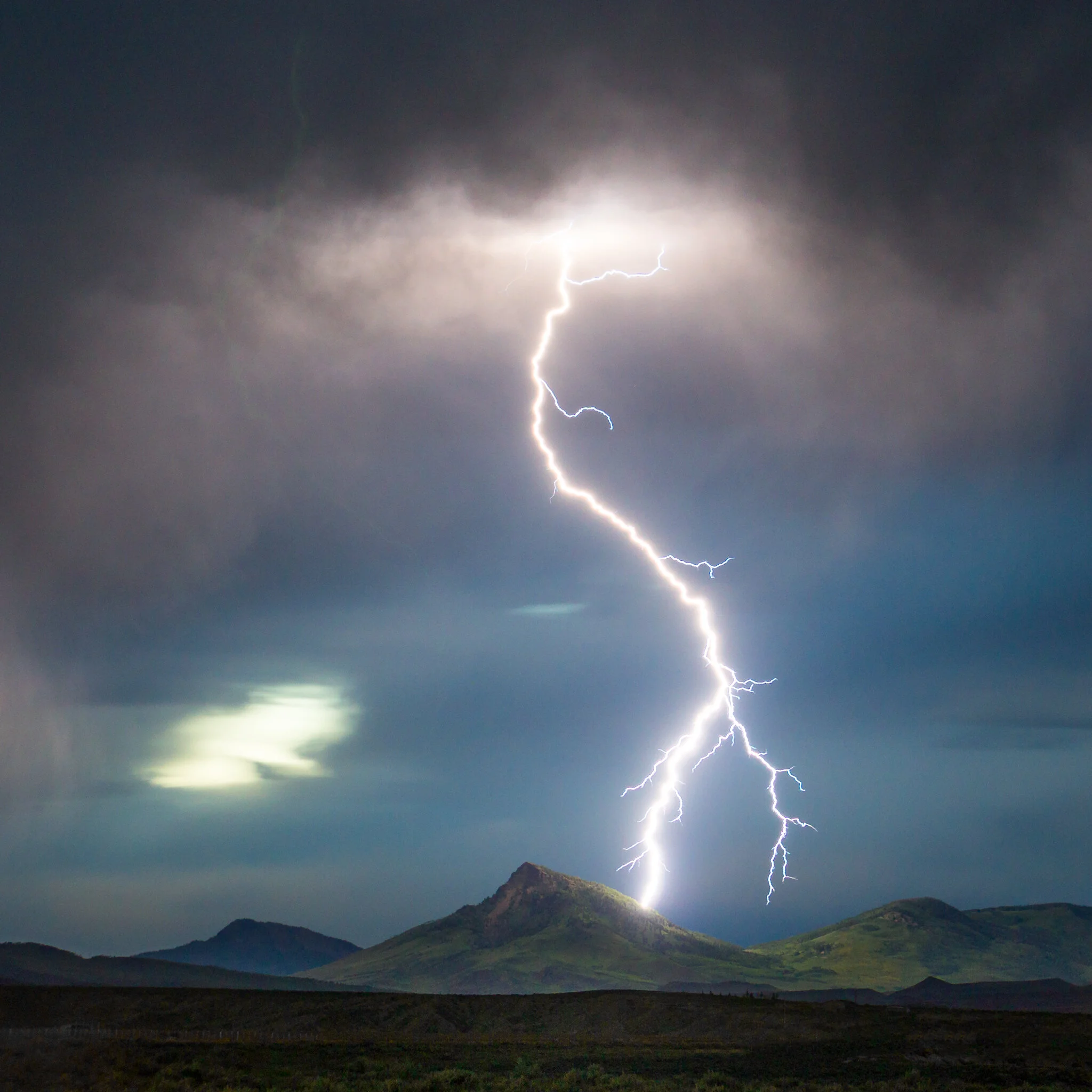 Lightning-Mountain-WEB.jpg