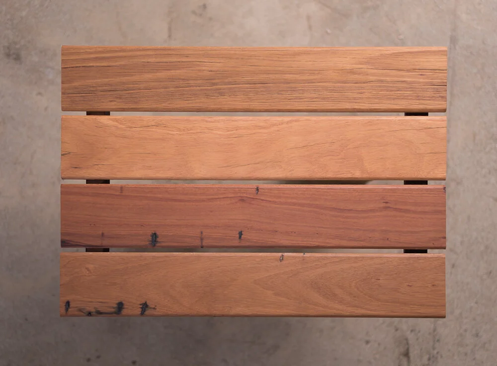 Blackbutt / Dense Browns