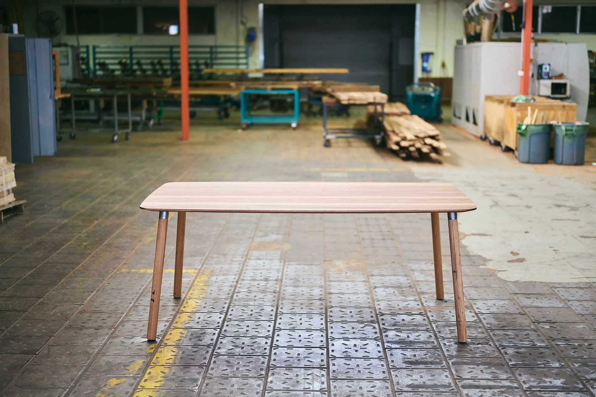 Arciform Table
