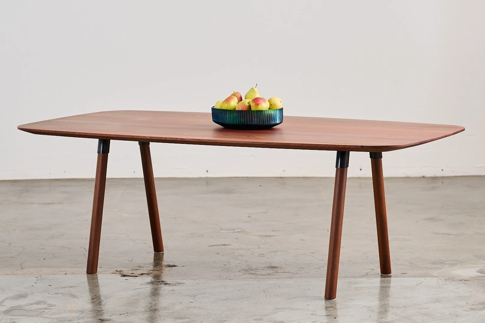  Arciform Table 