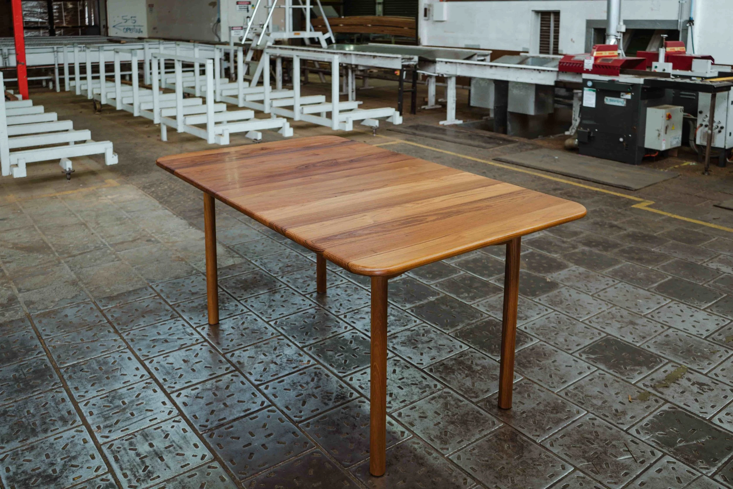 2305-teak-extendable-table-HR-00954 (1).jpg