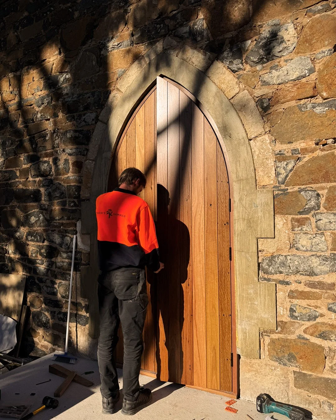 Churchdoors_03.jpg