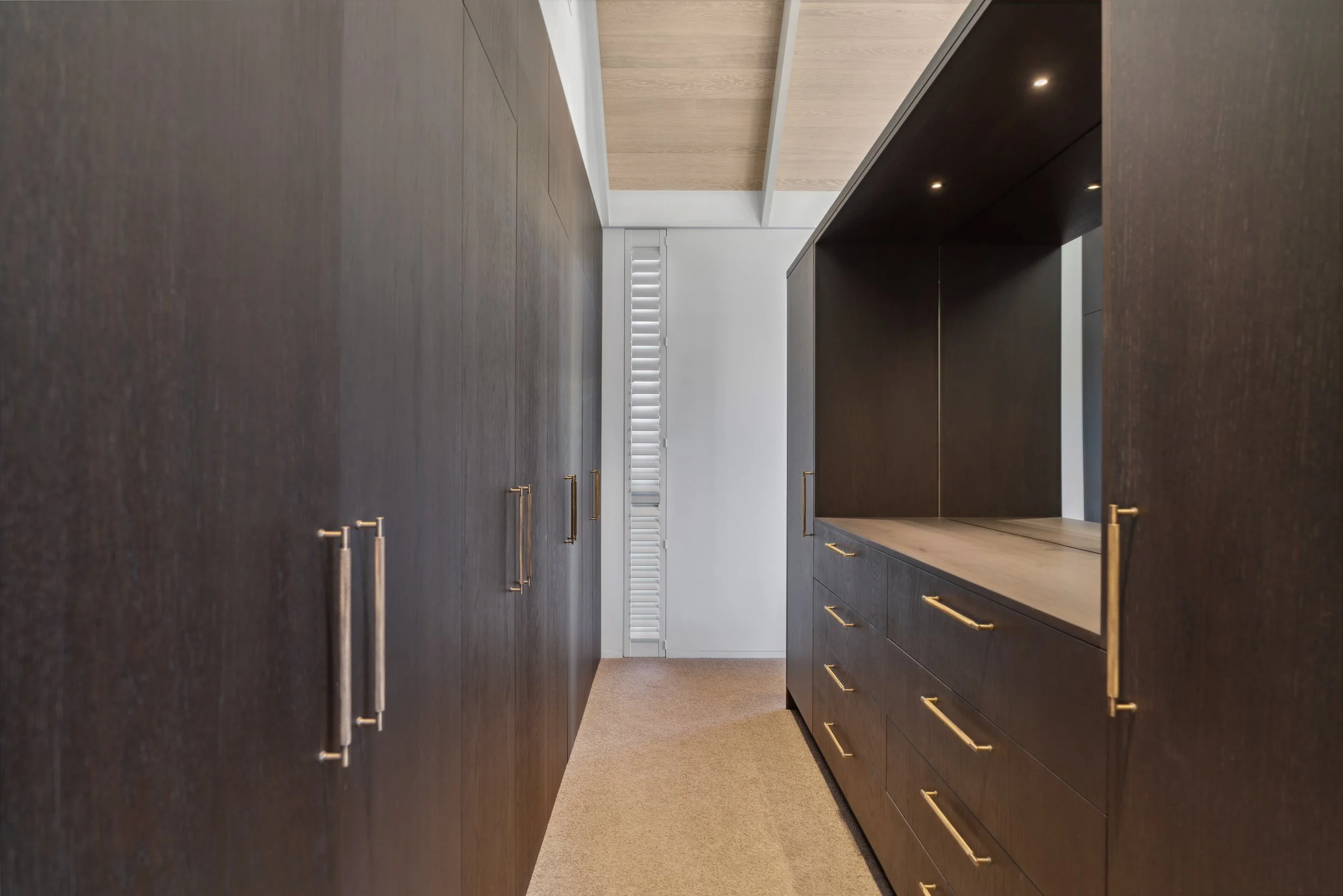 103_Open2view_ID577126-Millbrook_Masterwood.jpg