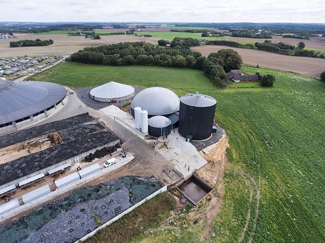 The biogas plant was put into operation in March 2017 and has been running successfully ever since. The daily operation of the biogas plant is carried out by the farmer and an operations manager to the biogas plant Vestergaard Bioenergi, thus convert