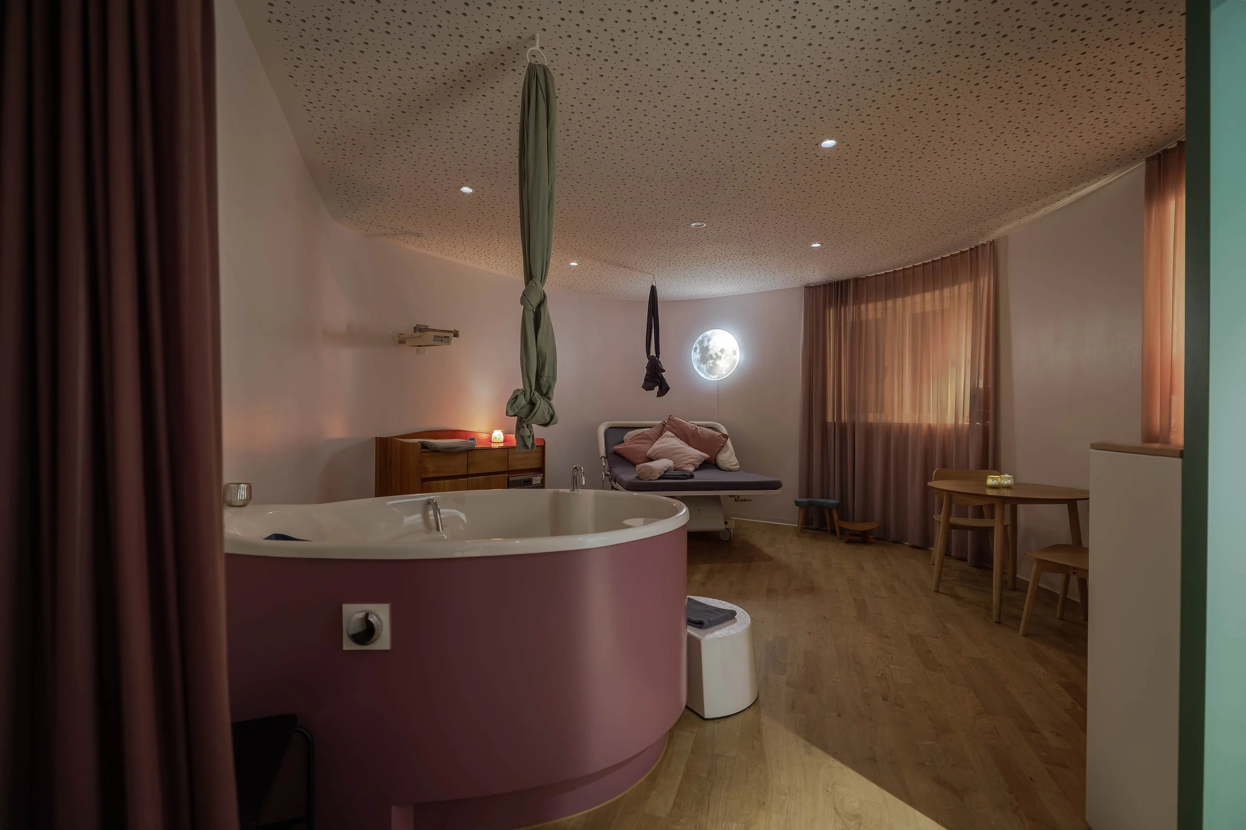 GEBURTSHAUS_WINTERTHUR_GEBURTSZIMMER-2.jpg