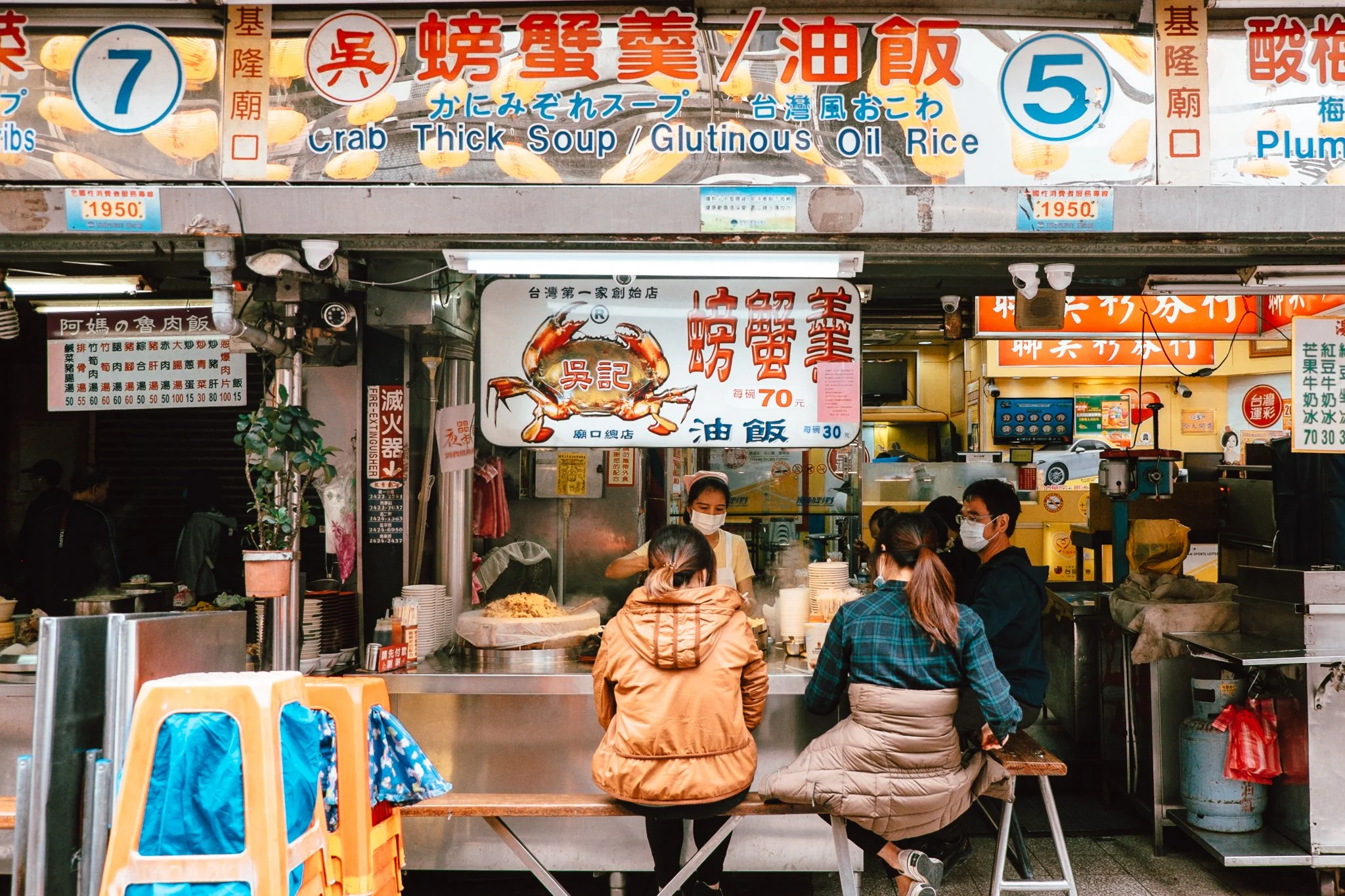 廟口夜市怎麼吃？在地人的必吃清單、點法與避開人潮的時段