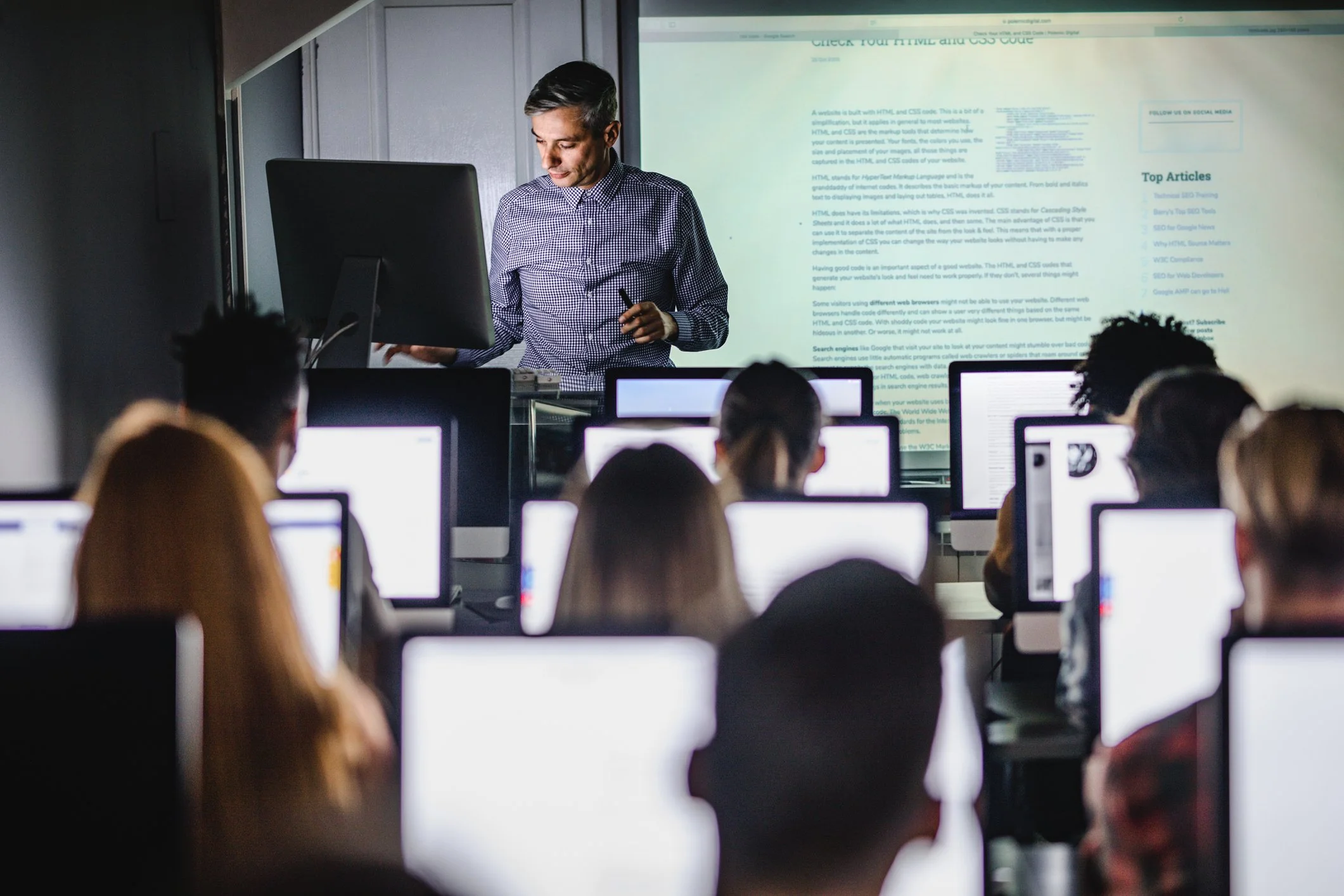 Perspectives on leadership in Academia with Professor Nick Braisby, Vice Chancellor and CEO Buckinghamshire New University