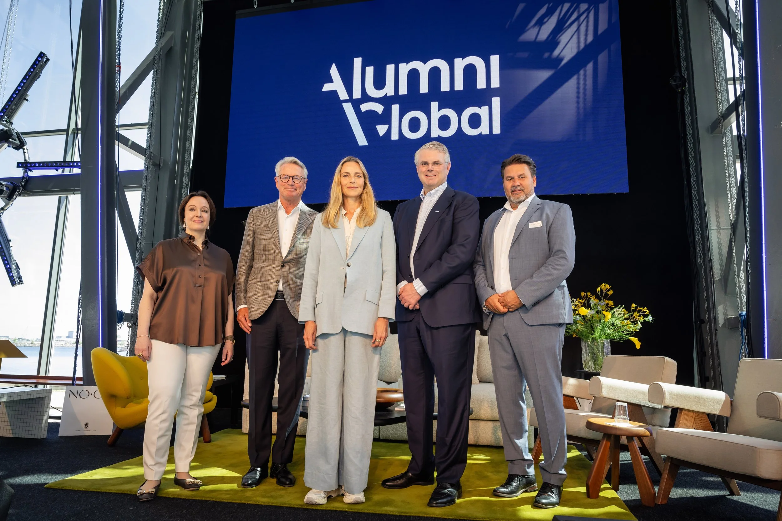 Leading Through Uncertainty: Nordic Perspectives on Leadership in a Changing World