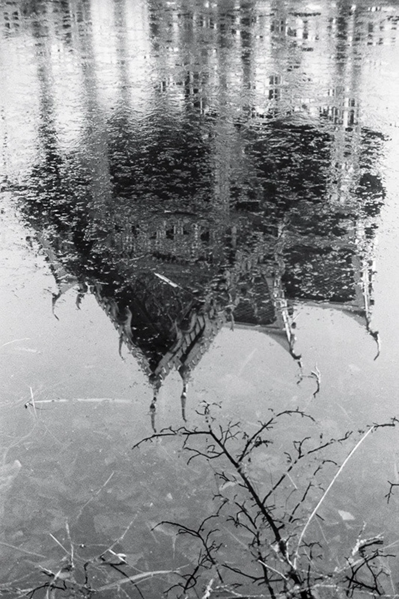 SARRITAH _ ANALOG PHOTOGRAPHY _ TEMPLE.jpg