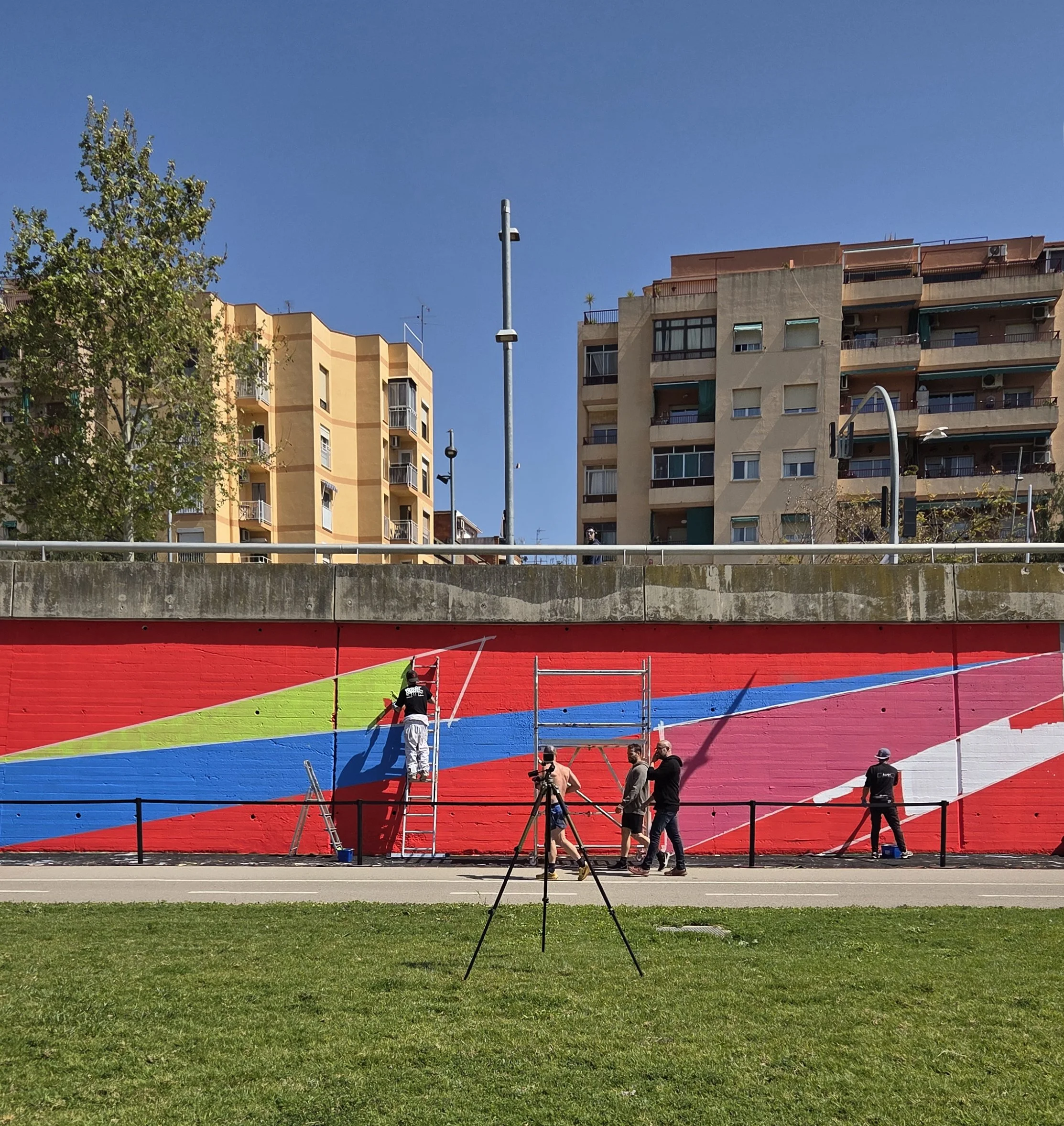 alive kenor barcelona santa coloma 2026 besart