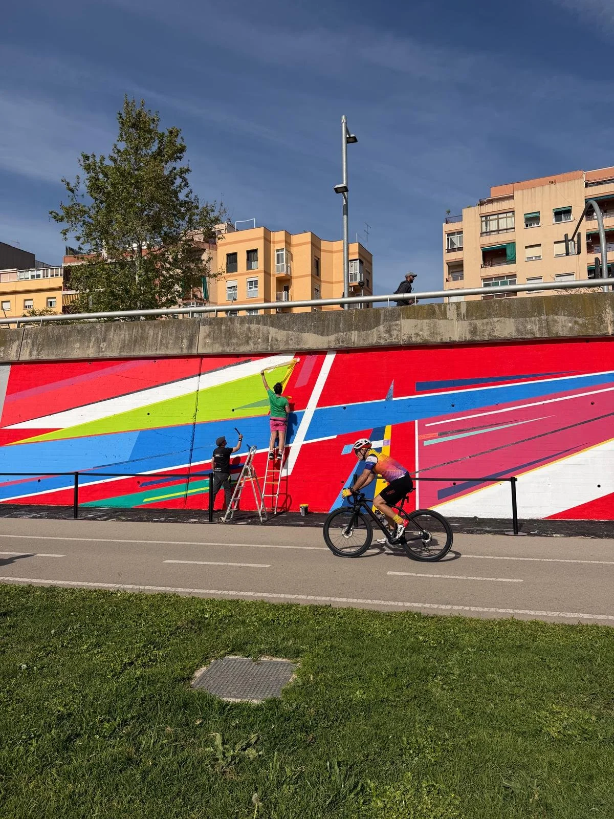 alive kenor barcelona santa coloma 2026 besart