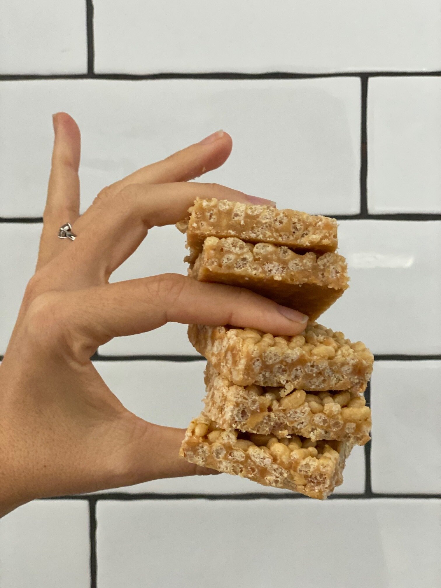 5 minute Crunchy No Bake Nutty Rice Puff Bars