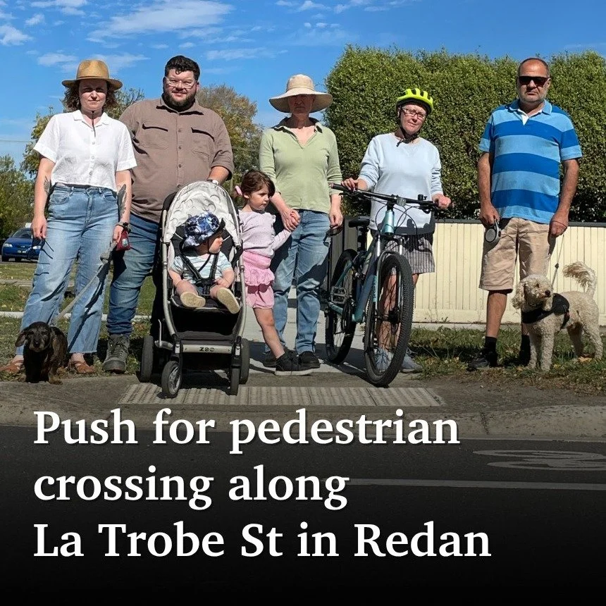 🚦 Last Council meeting we received a petition of over 400 signatures calling for a pedestrian-operated signal crossing for the La Trobe and Adair Streets intersection in Redan. 

✍️ The petition was presented by local resident Gabrielle Evans and re