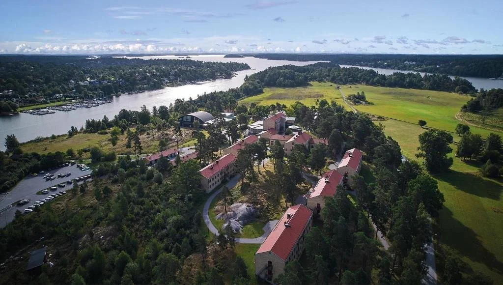 Sweden Songwriting Retreat - Runo Moten