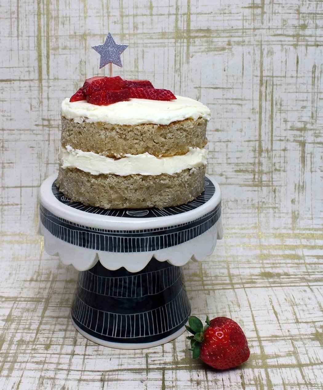    Small Cake Stand  , porcelain, underglaze, glaze 