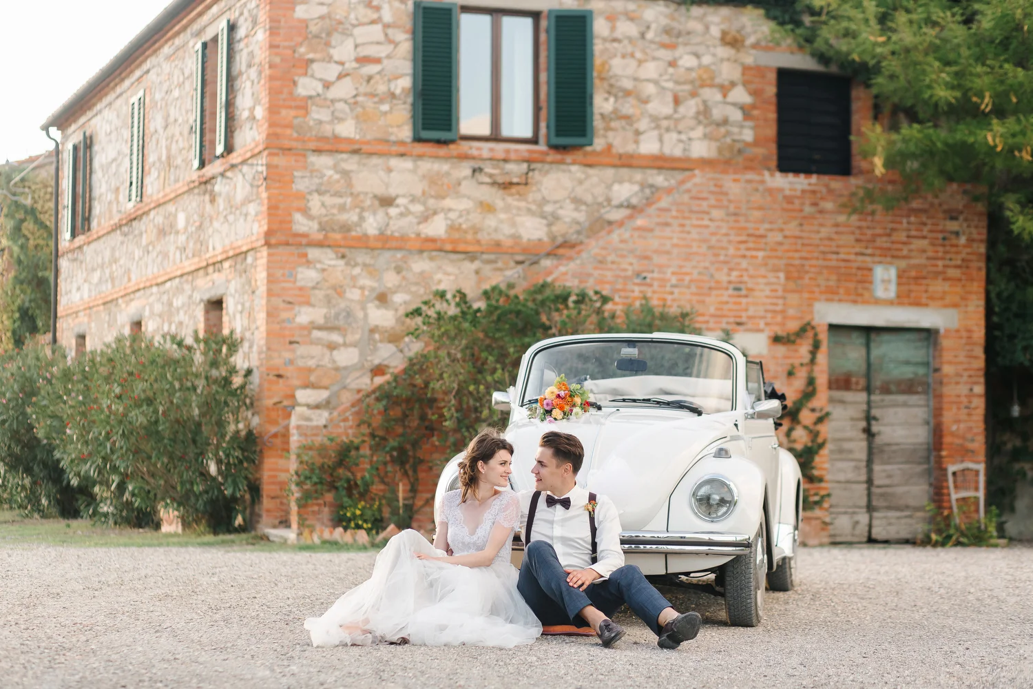 Two lovebirds from Russia - I&amp;M,  an outdoor wedding at the beginning of Autumn