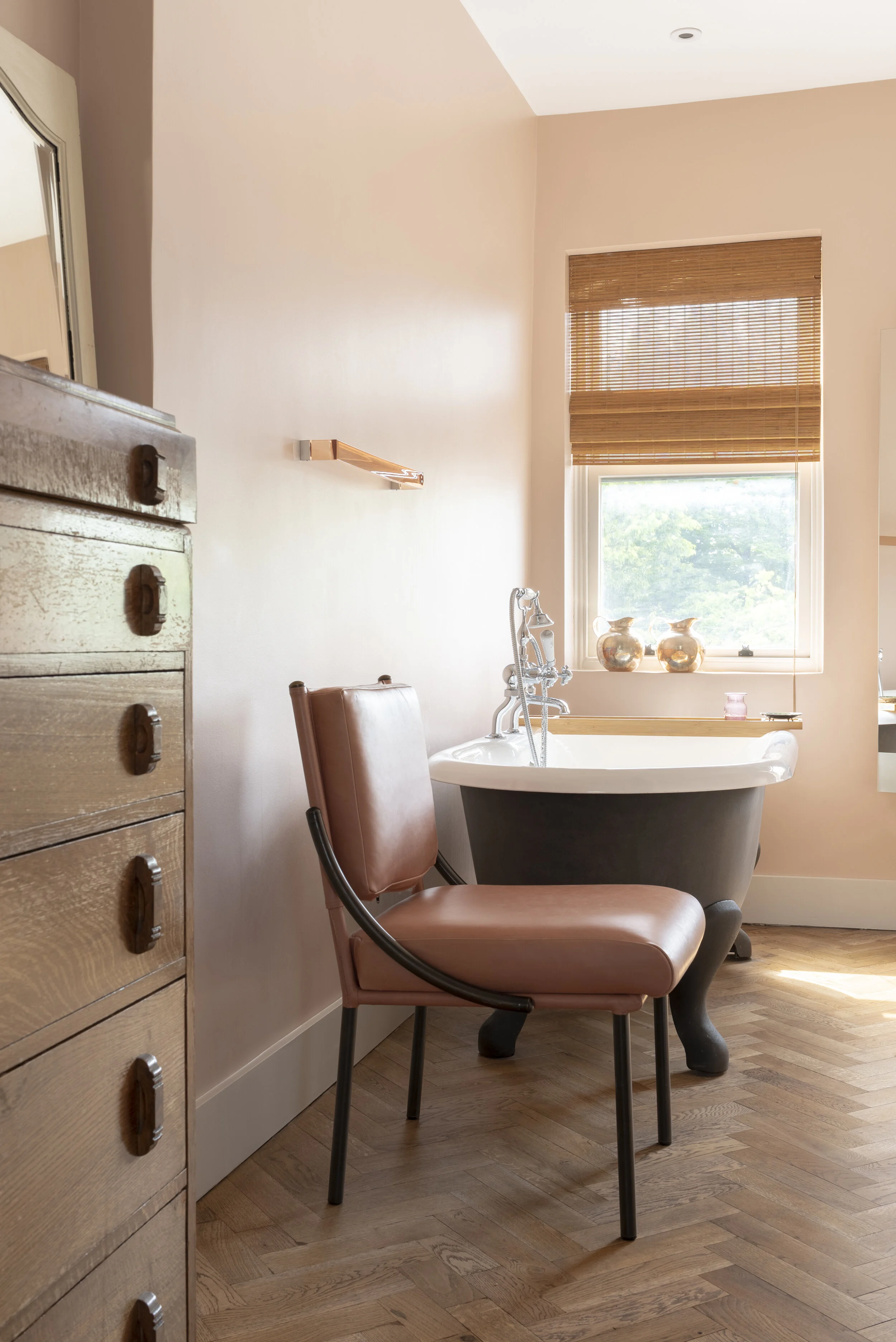 109a Clarendon Road, W11-23 Bathroom.jpg