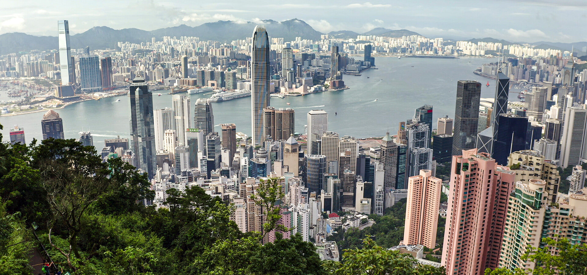 HongKong_Banner_1920x900_0000_ROTE109_215.jpg