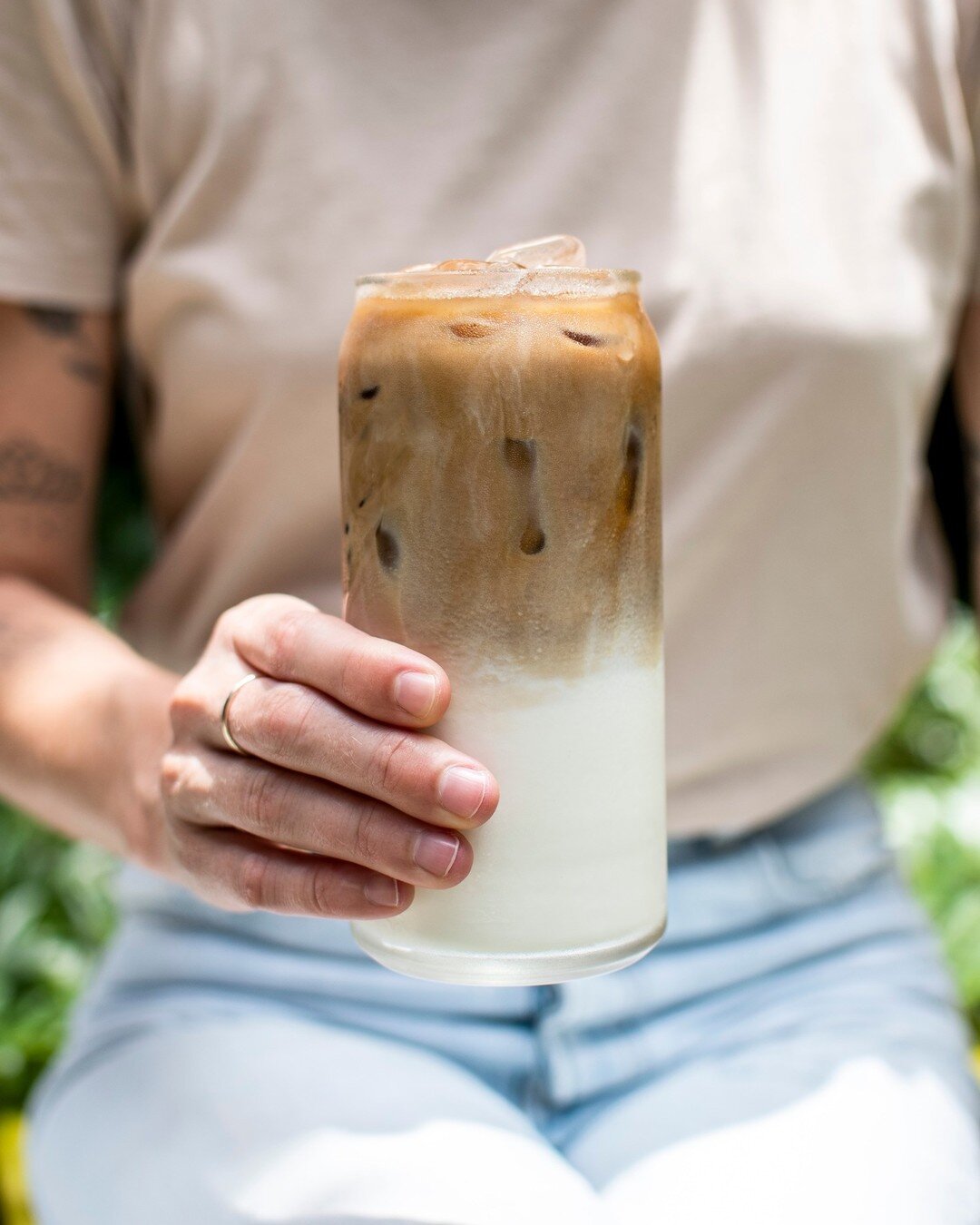 Fresco y delicioso, &iquest;vamos por un iced latte? ✨

#caf&eacute; #cafecostarica #b&uacute;lali #icedlatte #cafeter&iacute;a