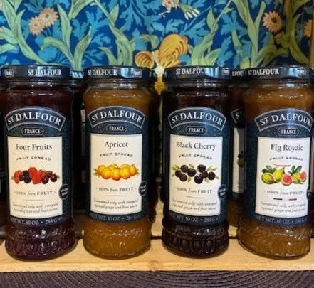 No corn syrup, no cane sugar, no preservatives or artificial flavor. Just 100% fruit.