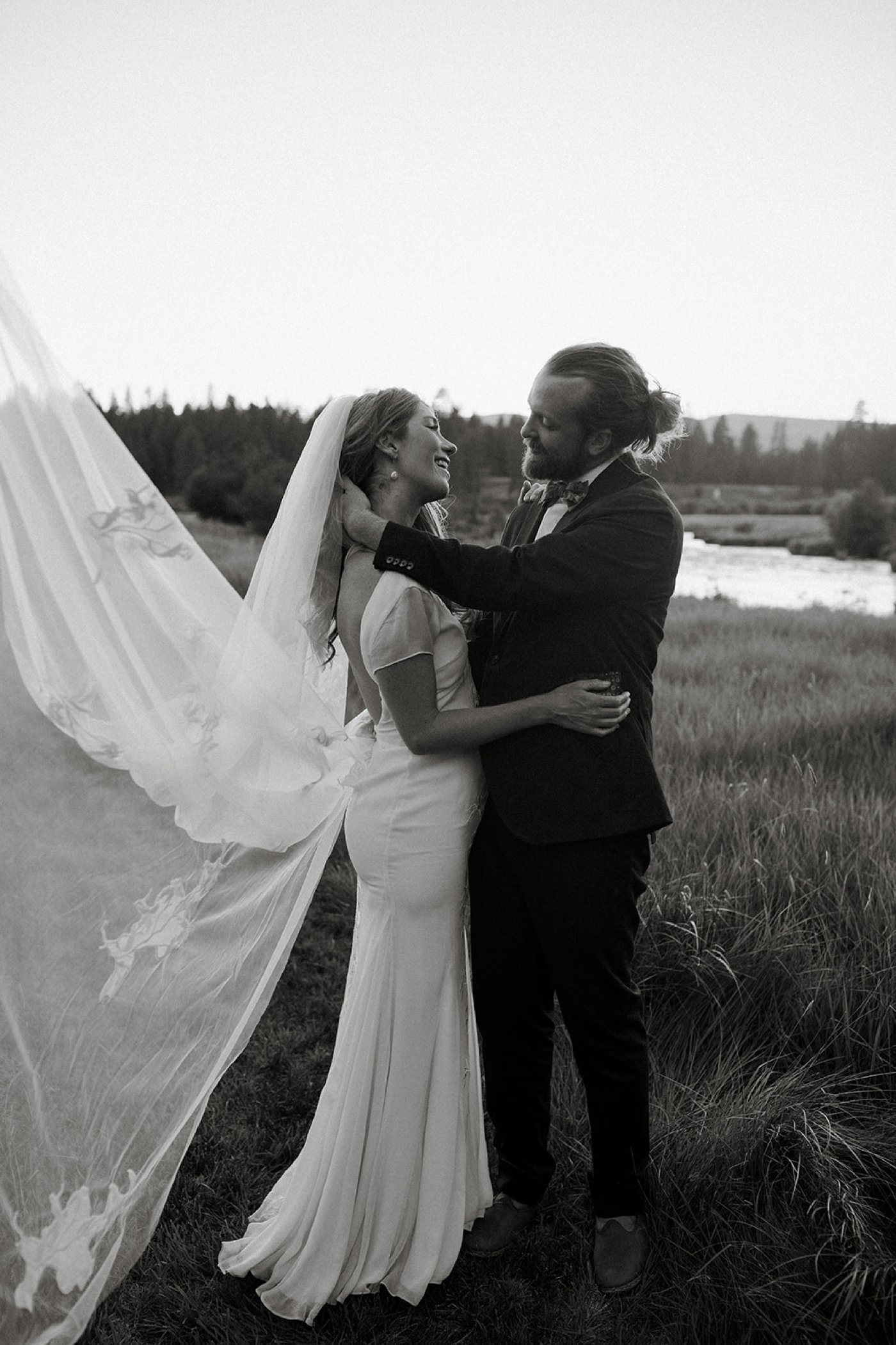 Sunset golden hour portraits at House on Metolius