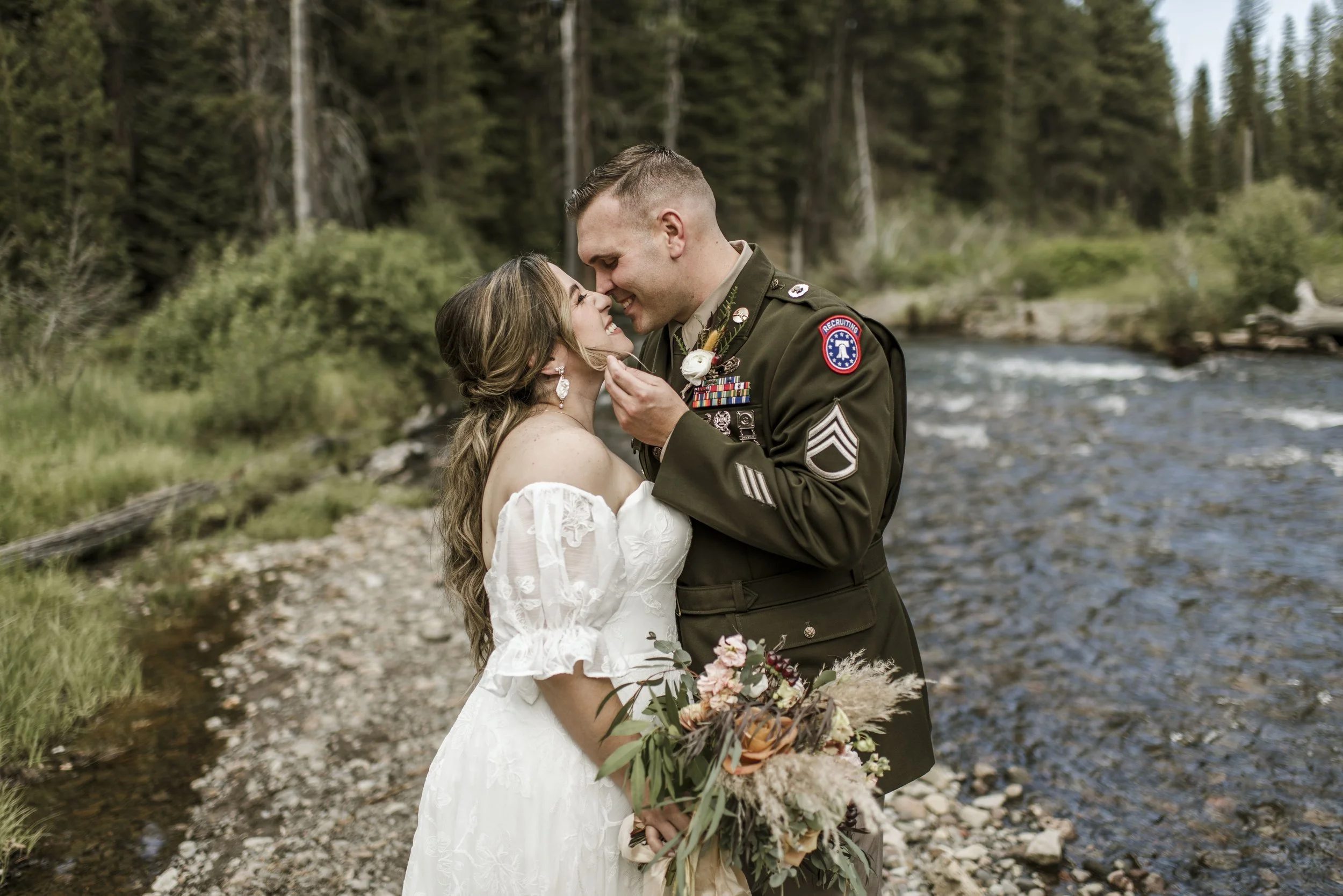 Boho Skyliner Lodge Wedding