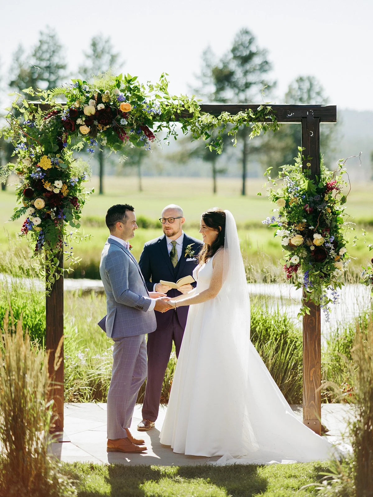 How to Make a Wedding Budget in Central Oregon