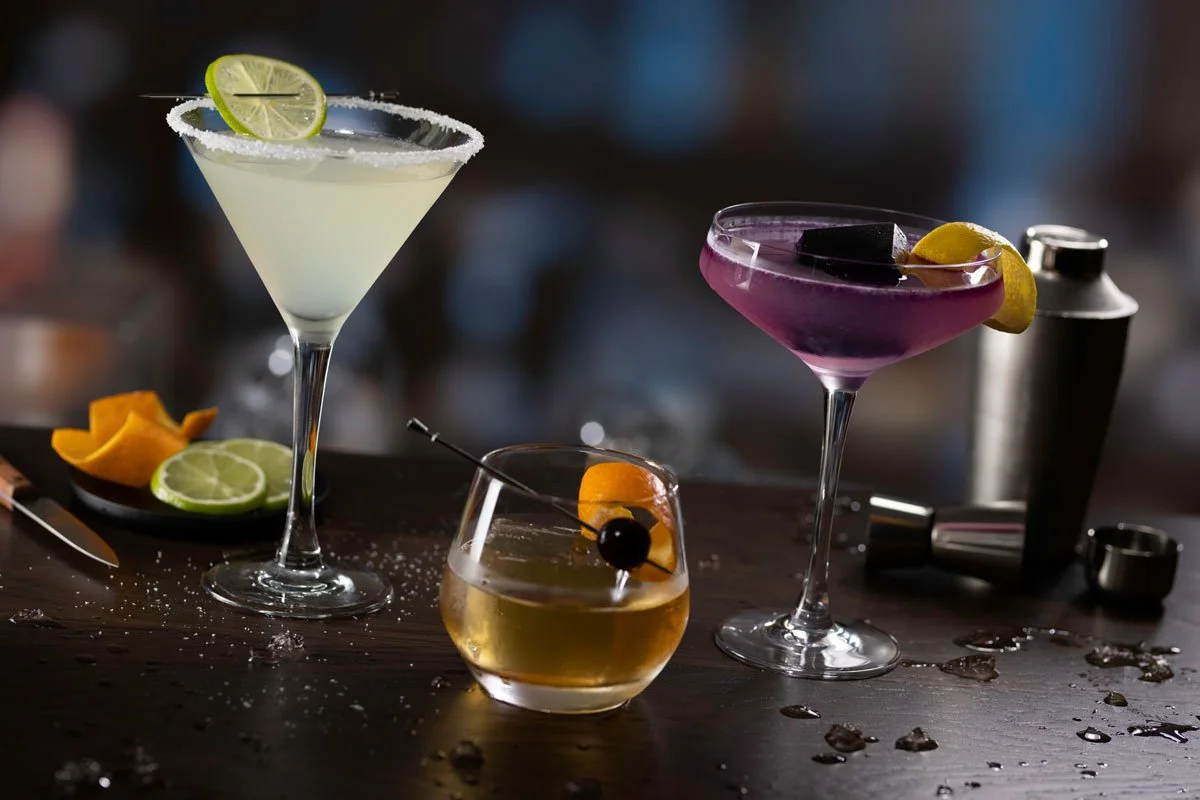 Eddie-V's---Cocktail-Array-Shot-web.jpg
