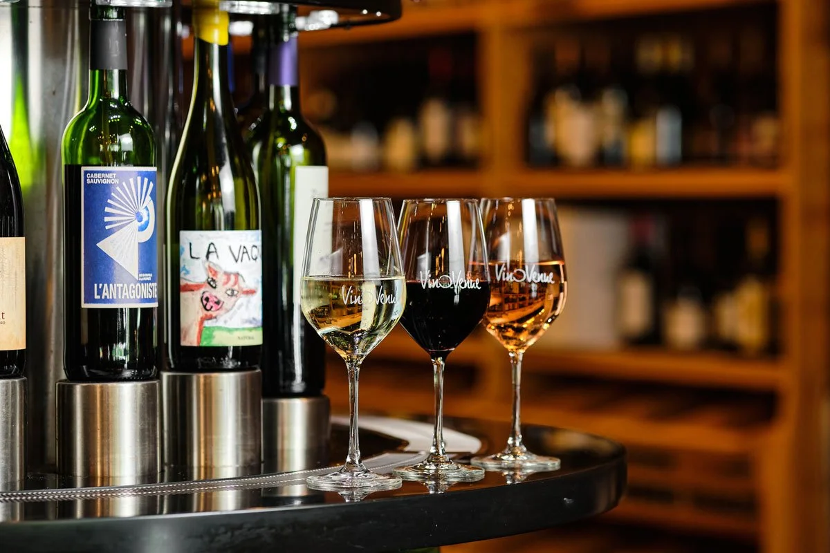 Vino-Venue---Wine-Tasting-Pours-web.jpg