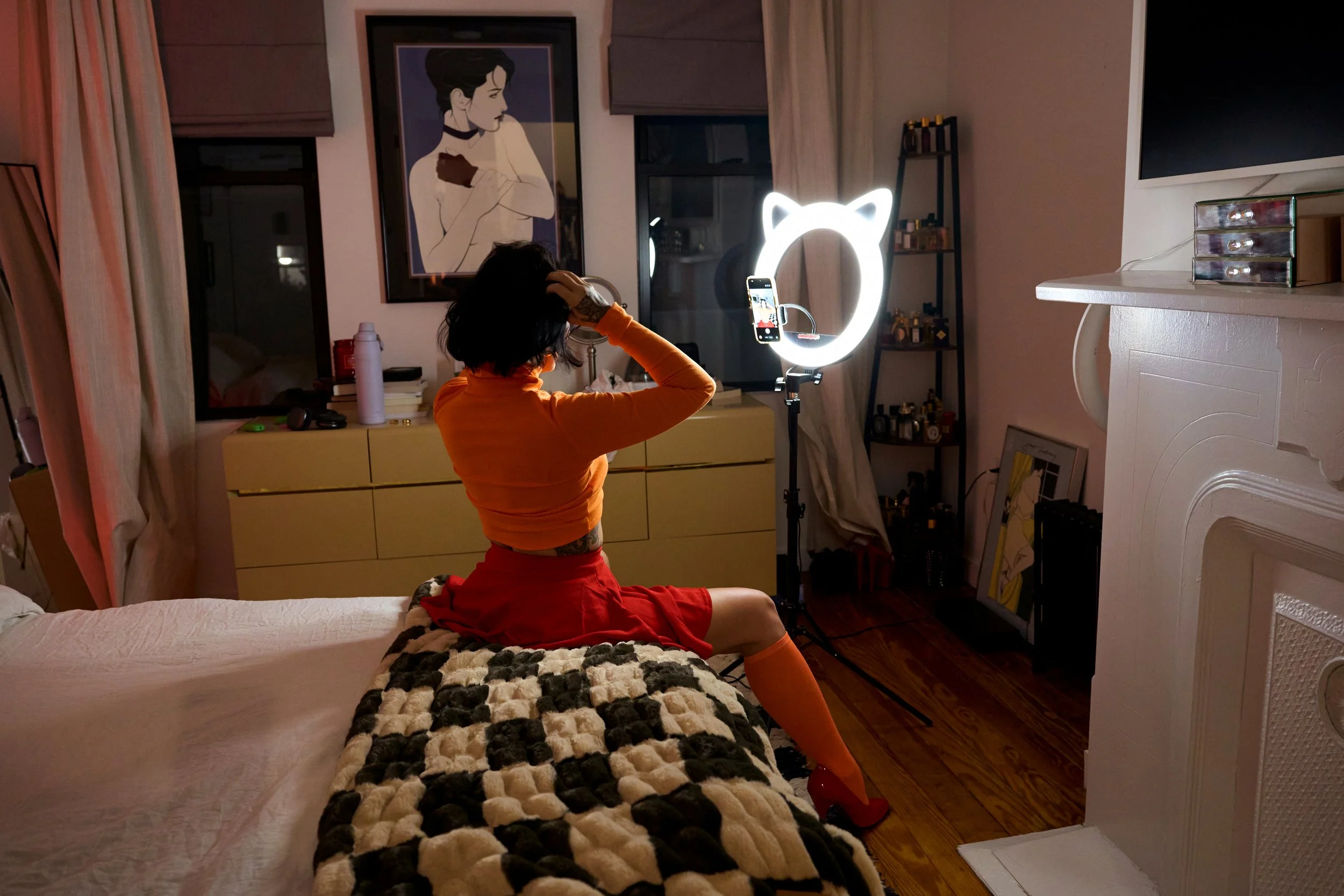 Gia Halloween Conteent BTS 28.jpg