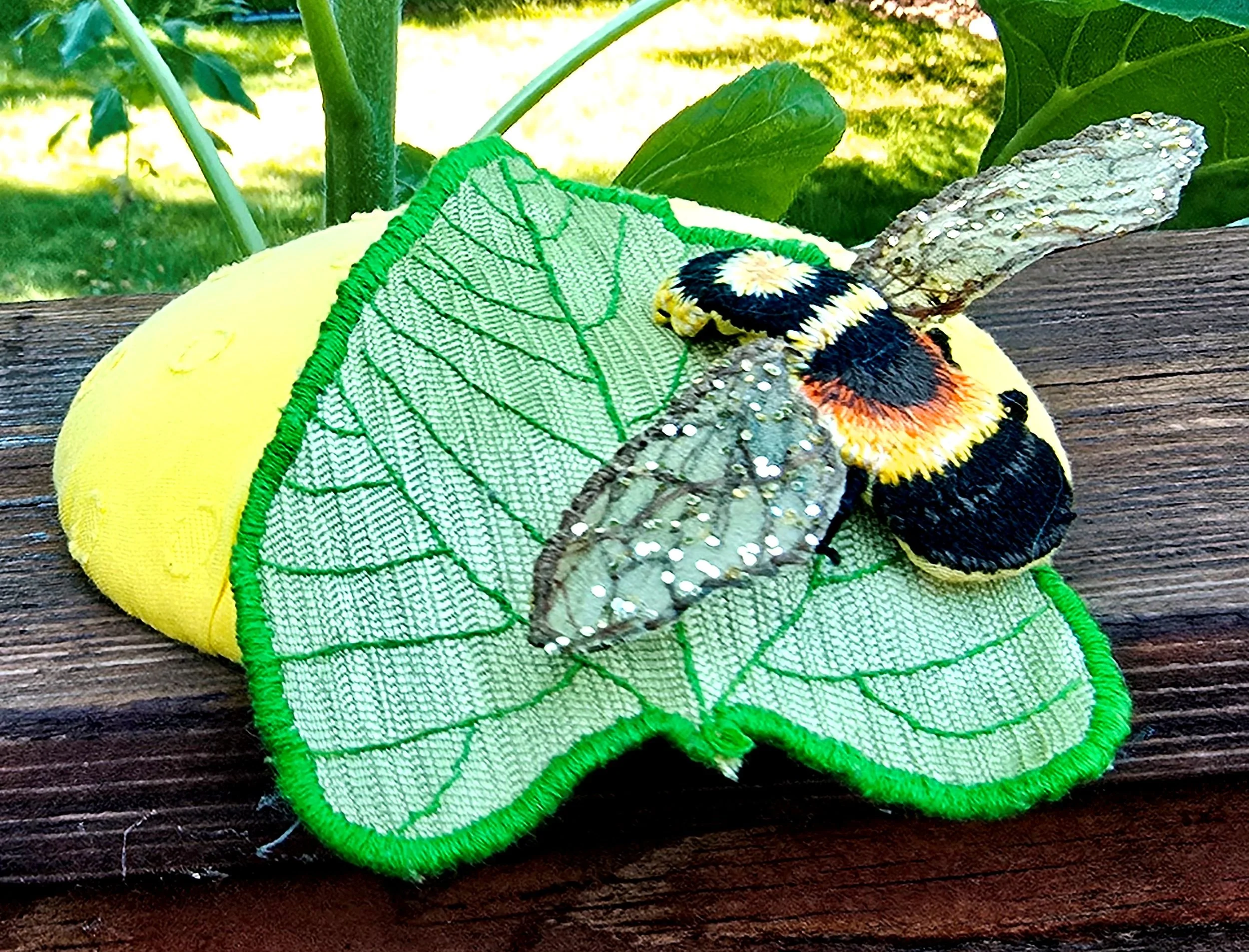 Bee cap image 3.jpg