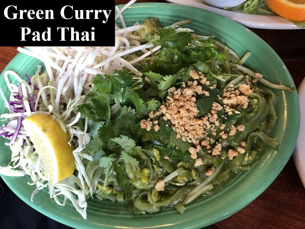 green curry pad thai.jpg