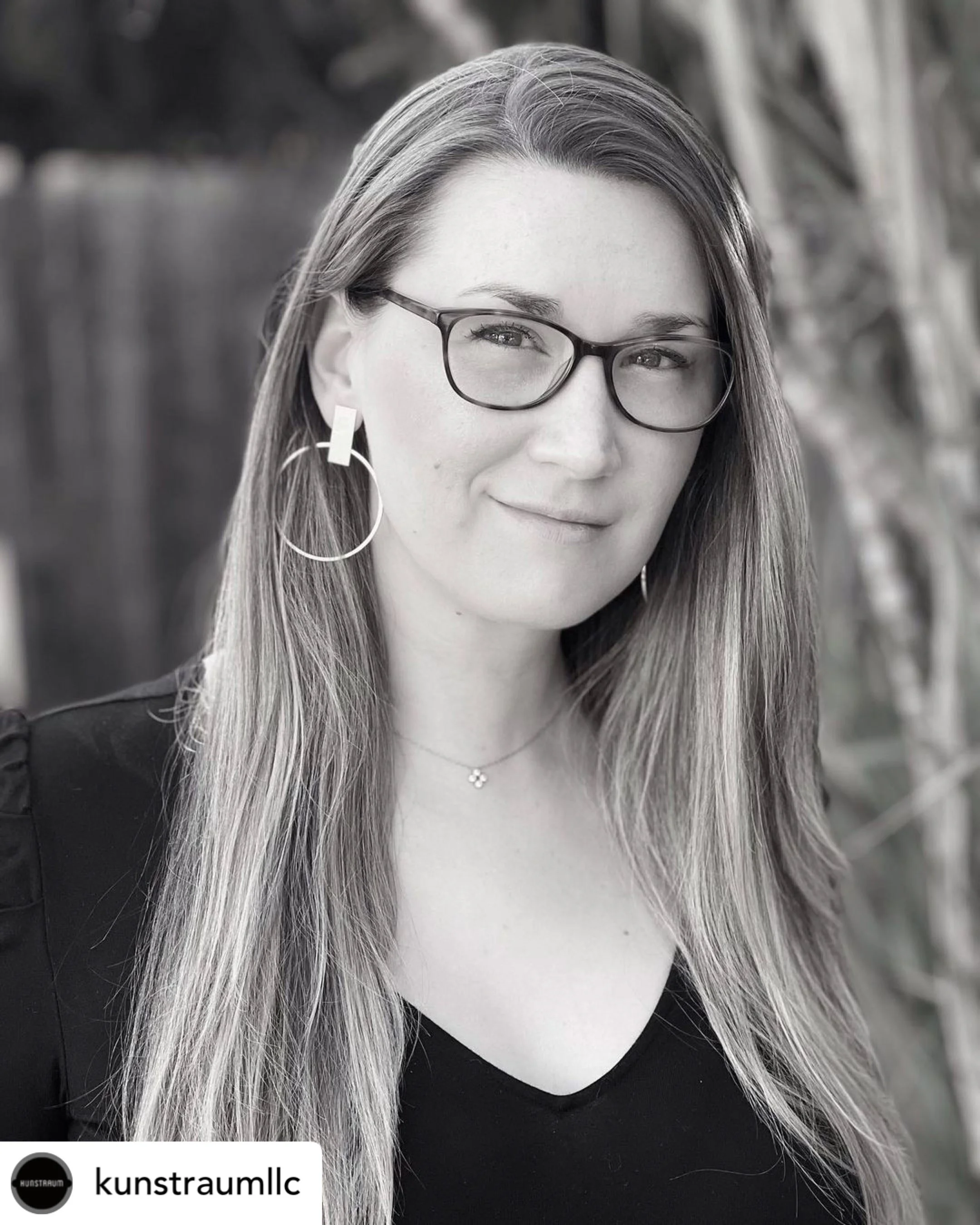 Curator-in-Residence at Kunstraum LLC