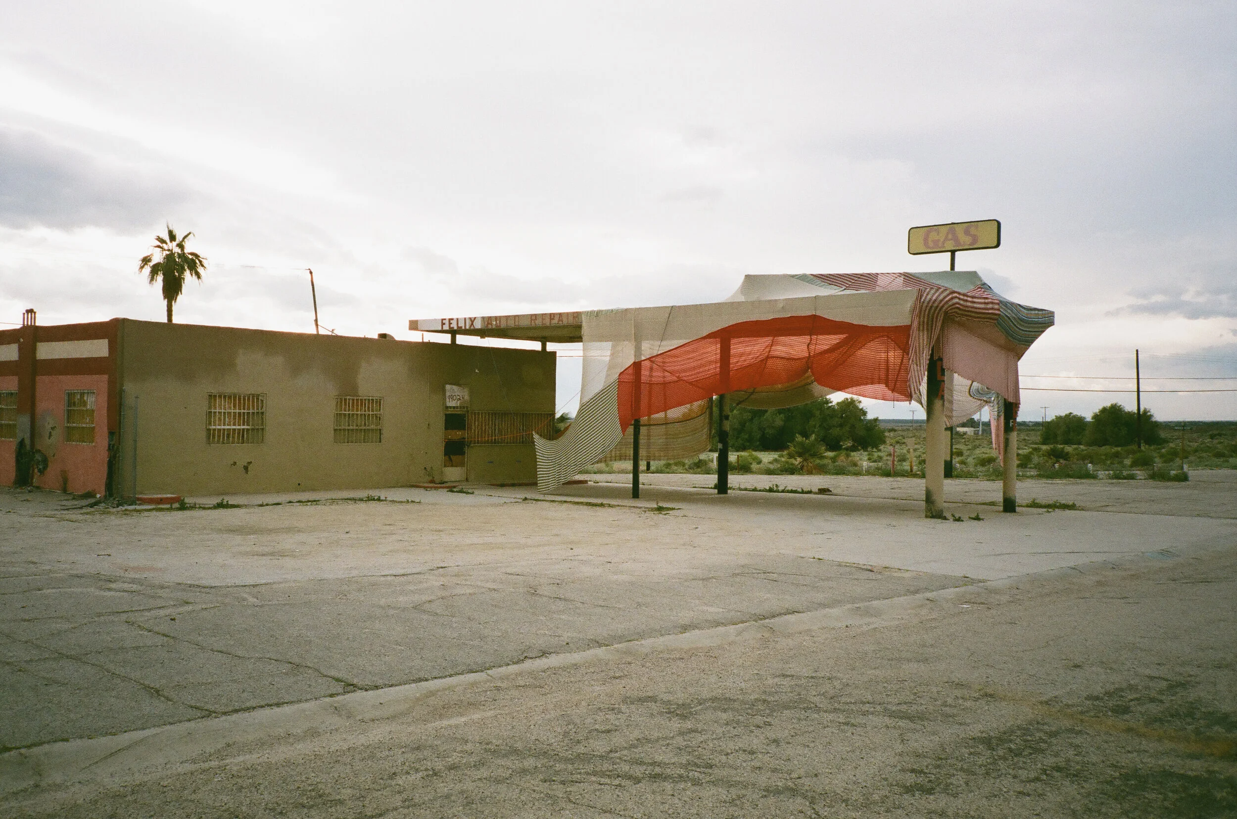 gas1.jpg