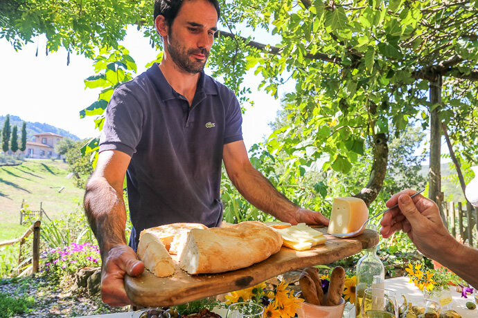 Lunch under the Tuscan sun (Copy)