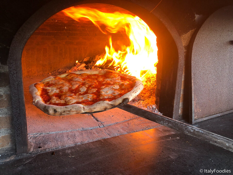 Pizza Neapolitan, Naples Italy