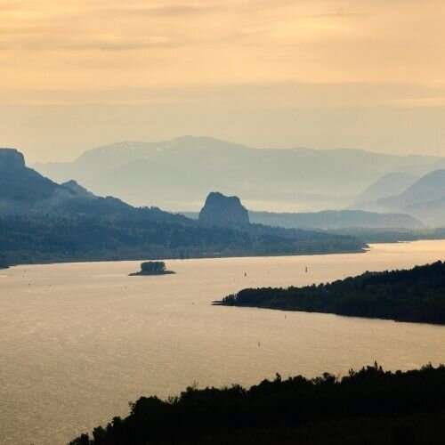 COLUMBIA RIVER GORGE 1.jpg