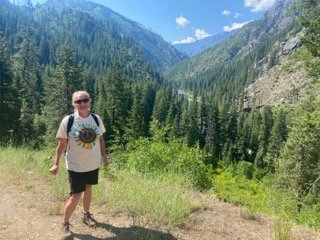 Leavenworth Hiking Tour 2024 .jpg