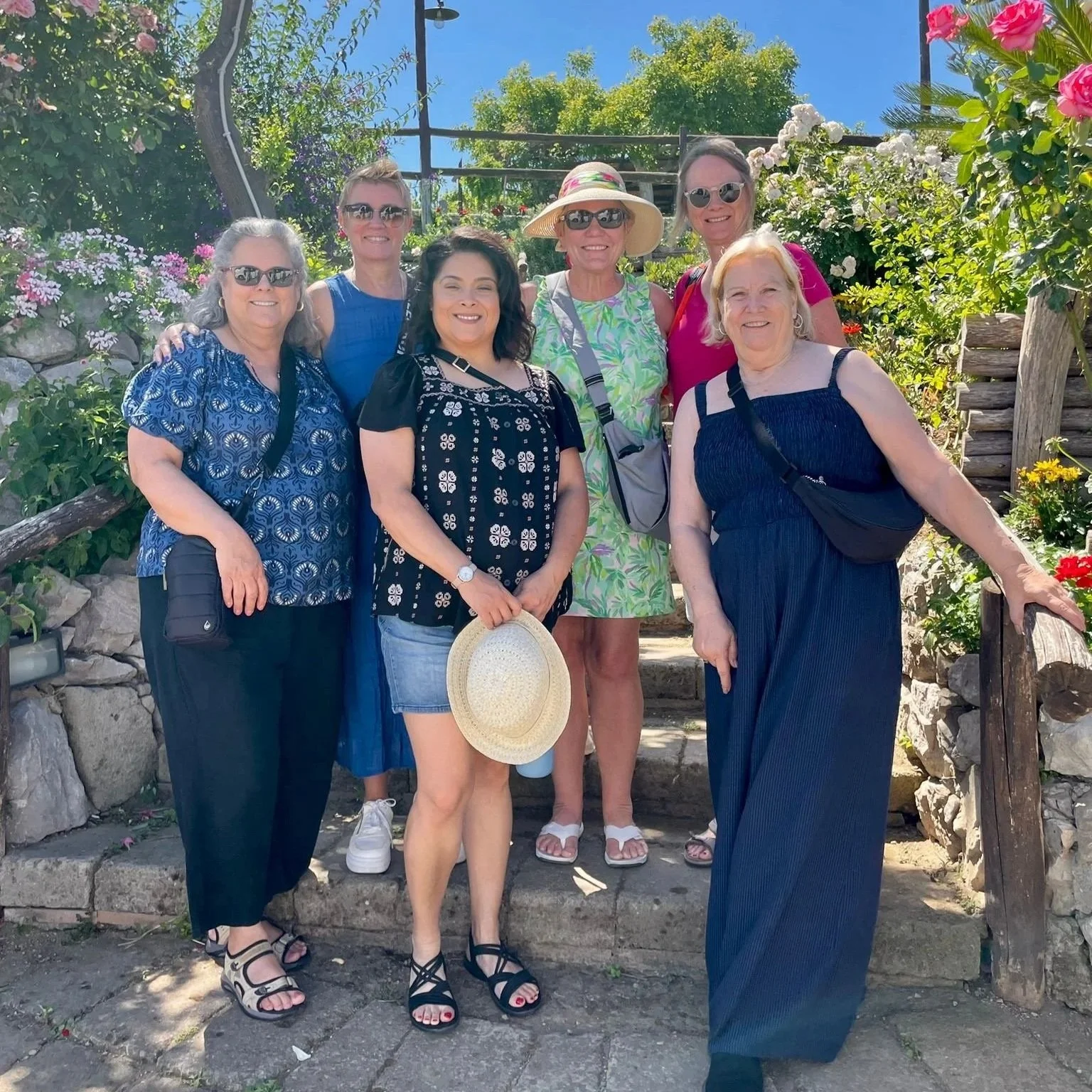 Amalfi+Coast+small-group+tour+for+women+make+new+travel+friends.jpg