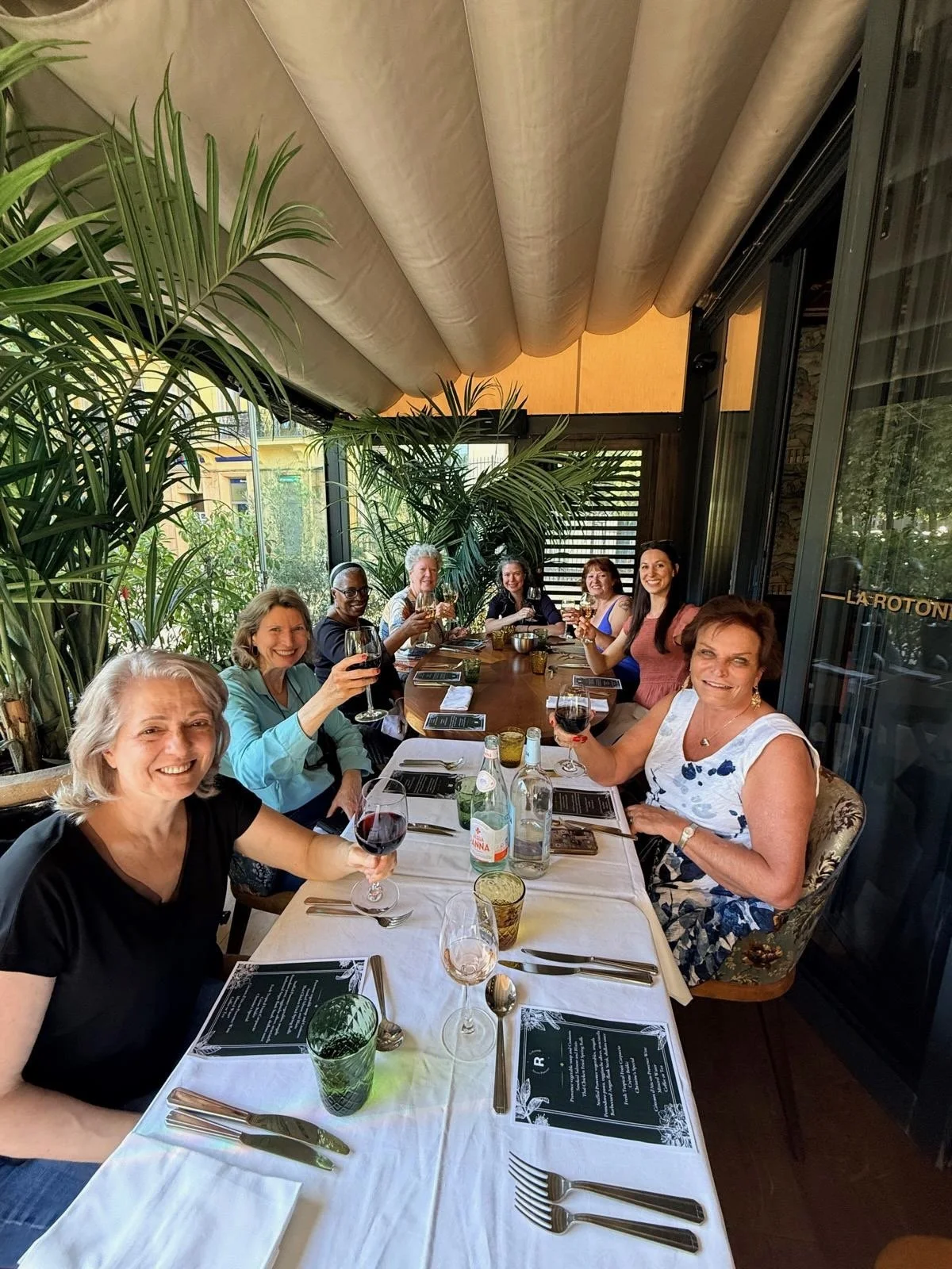 solo female travel group welcome dinners in Aix.jpeg