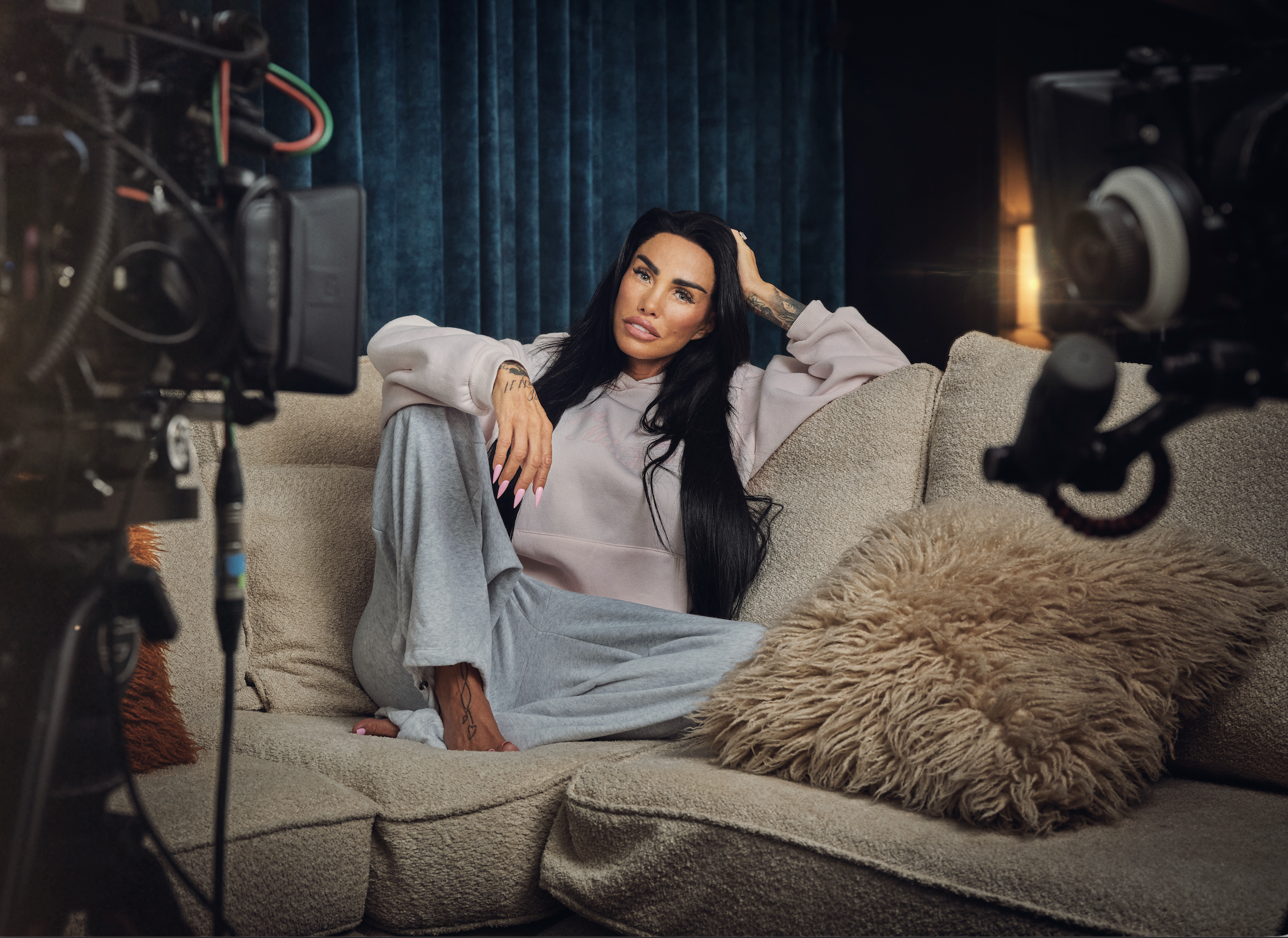 KATIE PRICE: NOTHING TO HIDE