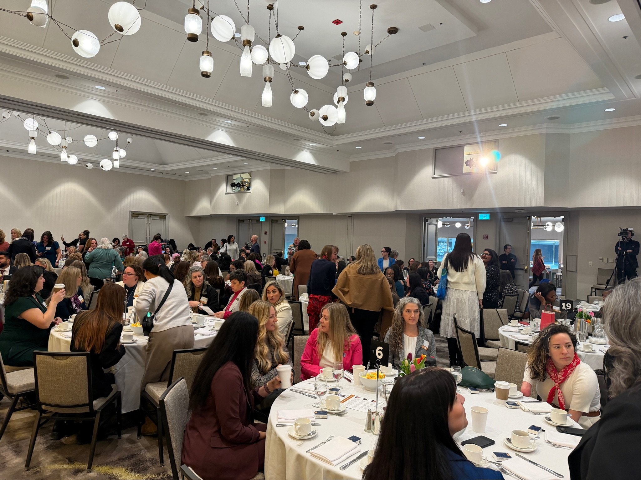 How Social Media Can Help You Get More Out of Networking Events