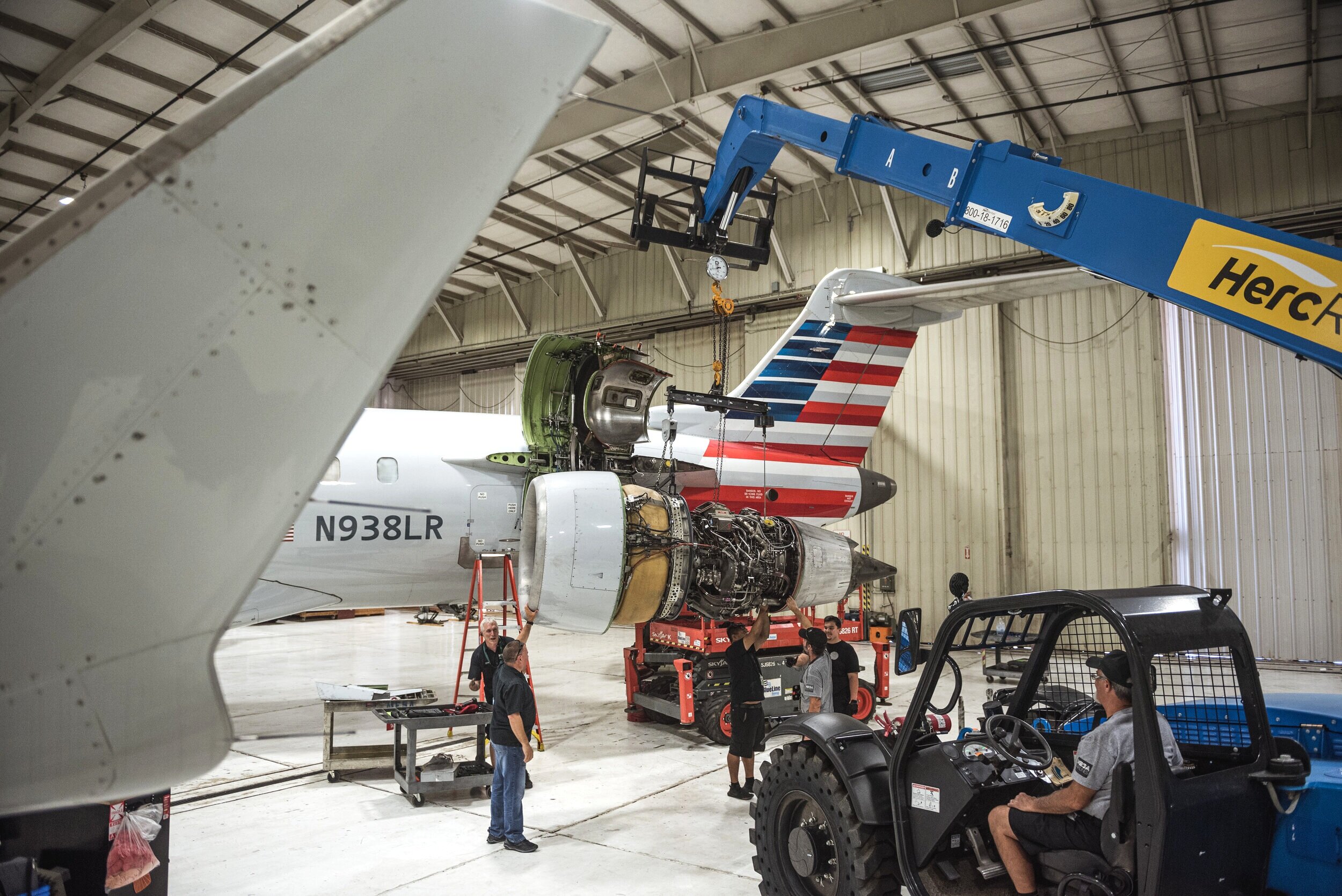 Aviation Maintenance Jobs Mesa Airlines Start Your Climb