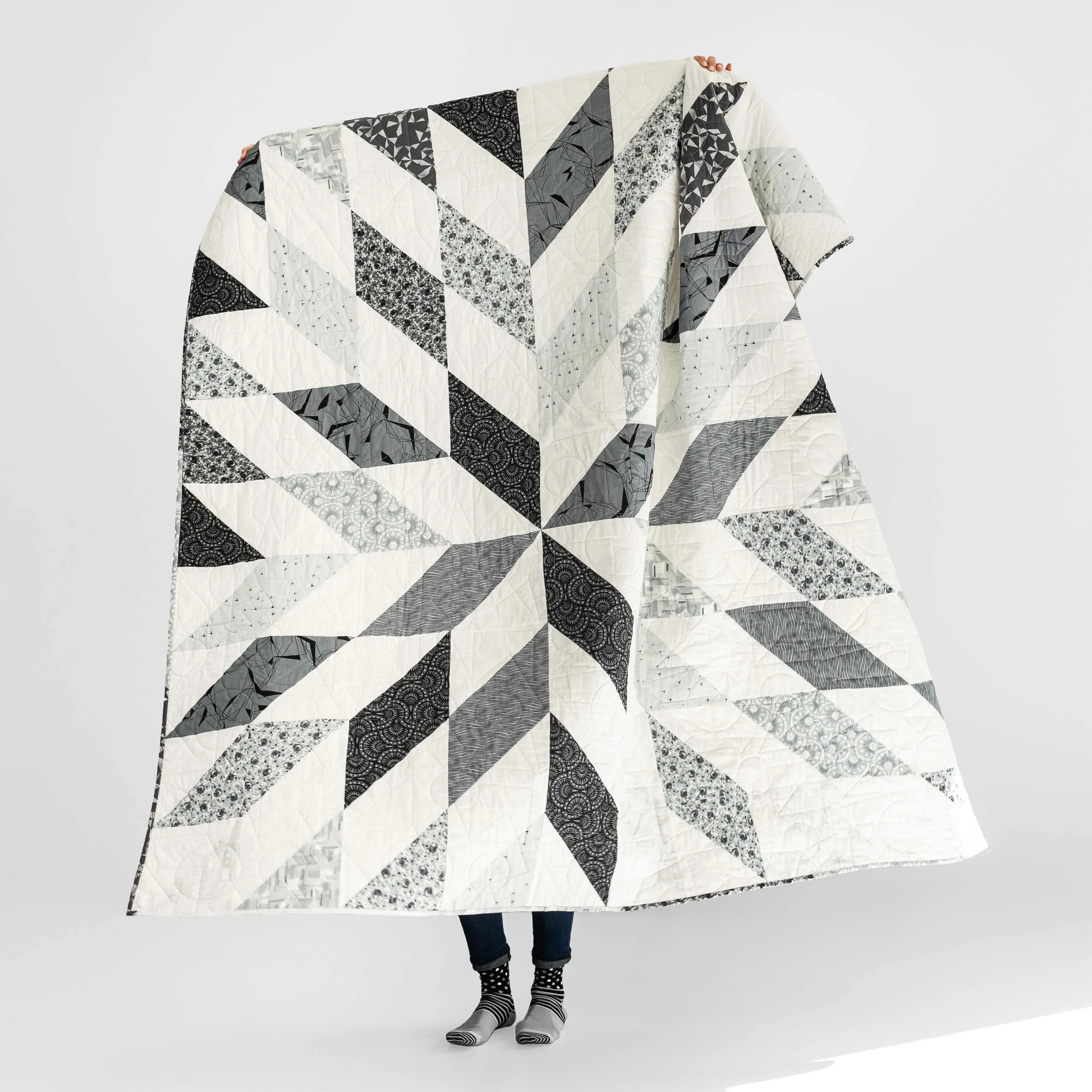 BP_Hero_20190926_706145_Sunburst-Fractals-Gravity_Quilt_15842_4977801.jpg
