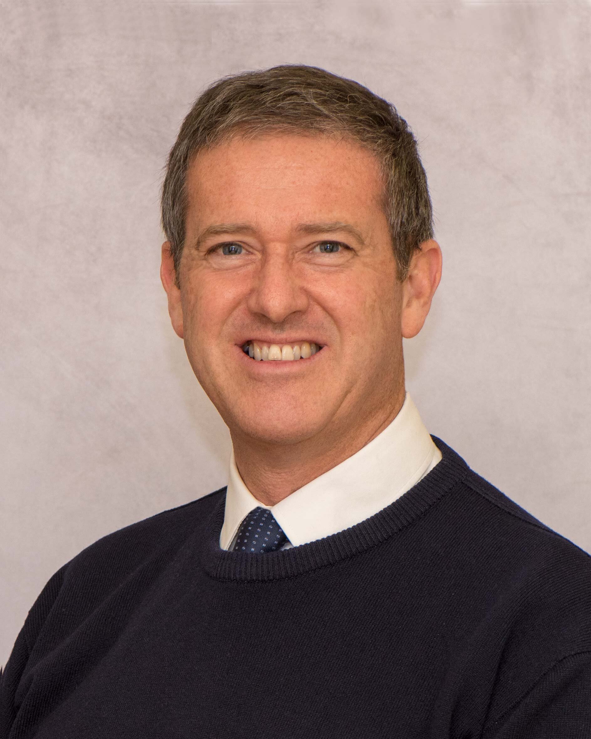 M J Kenyon Dental Surgeons Lytham — new patients! Family