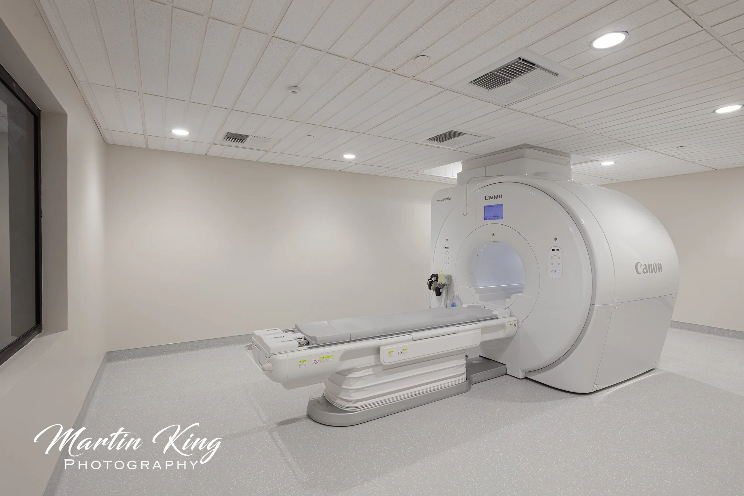 mri_machine_wm.jpg